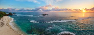 Фотообои морской прибой на закате